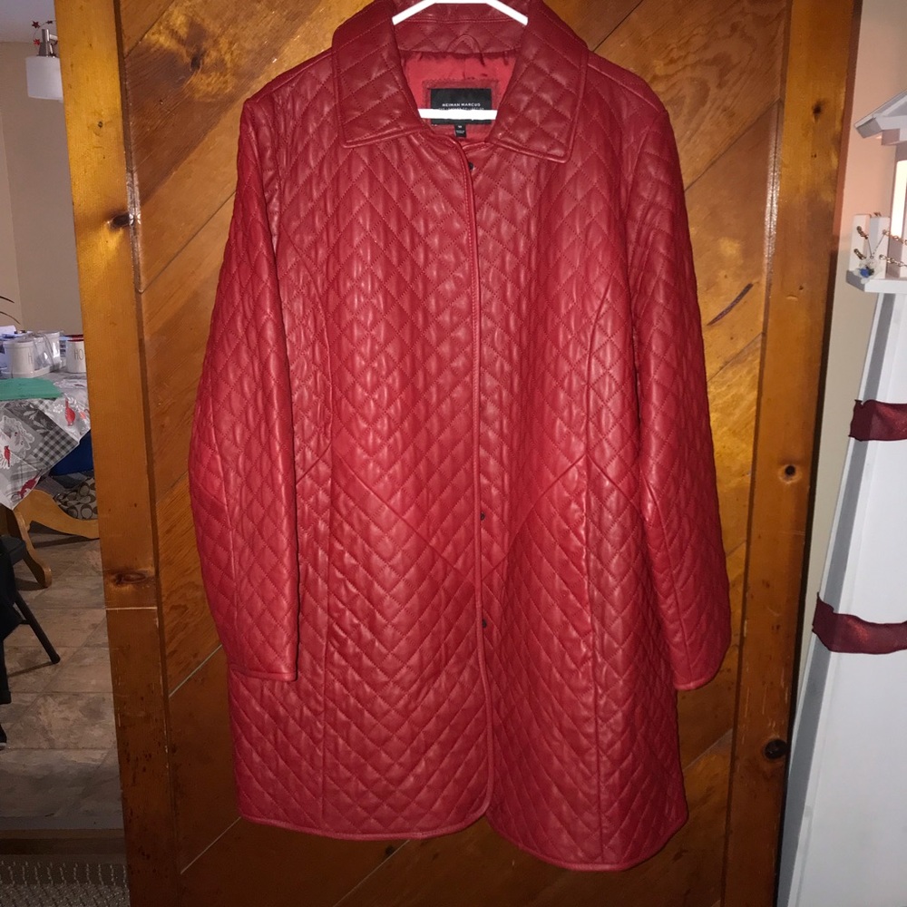 NEIMAN Marcus brand new red leather coat